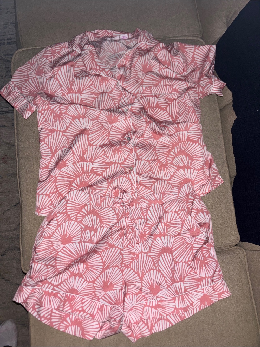 Tommy Bahama Pink and White Shell-Print Short Pajama Set S
